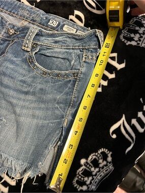 Miss Me Light Blue Distressed Cropped Jeans